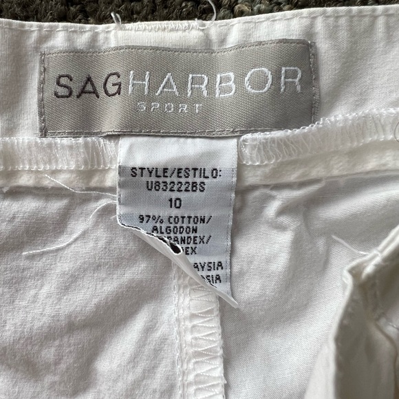 Sag Harbor White Capri’s w/elastic waist - Picture 7 of 8